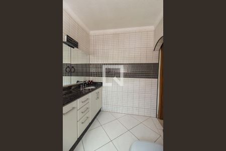 Casa à venda com 180m², 3 quartos e 5 vagasBanheiro da Suíte 3
