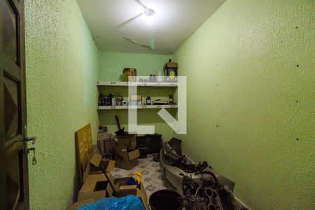 Casa à venda com 180m², 3 quartos e 5 vagasQuarto de Serviço