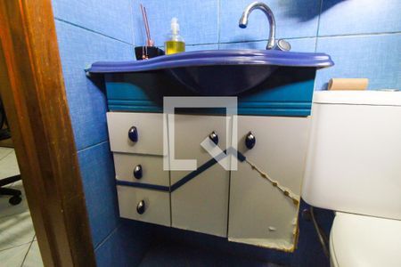 Casa à venda com 180m², 3 quartos e 5 vagasBanheiro da Suíte 1