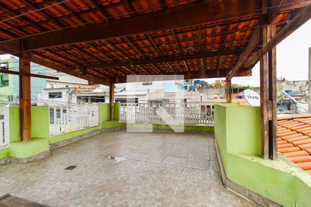 Casa à venda com 180m², 3 quartos e 5 vagasTerraço