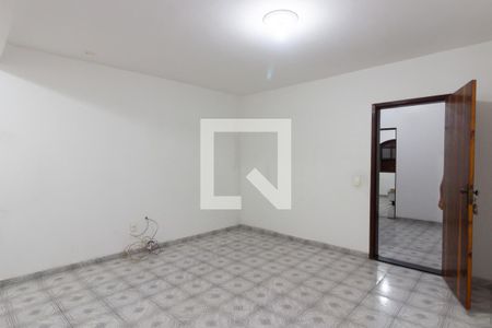 Casa para alugar com 240m², 3 quartos e 2 vagas Casa para alugar com 240m², 3 quartos e 2 vagasSuíte