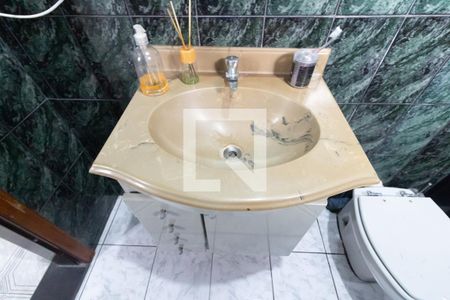 Casa para alugar com 240m², 3 quartos e 2 vagas Casa para alugar com 240m², 3 quartos e 2 vagasBanheiro