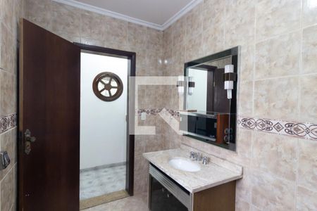 Casa para alugar com 240m², 3 quartos e 2 vagas Casa para alugar com 240m², 3 quartos e 2 vagasBanheiro da Suíte