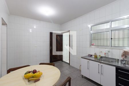 Casa para alugar com 240m², 3 quartos e 2 vagas Casa para alugar com 240m², 3 quartos e 2 vagasCozinha