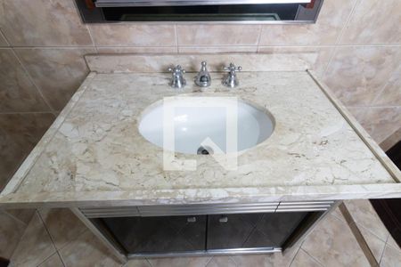 Casa para alugar com 240m², 3 quartos e 2 vagas Casa para alugar com 240m², 3 quartos e 2 vagasBanheiro da Suíte