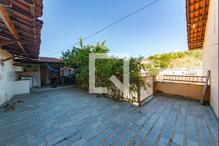 Casa para alugar com 200m², 3 quartos e 3 vagas Casa para alugar com 200m², 3 quartos e 3 vagasÁrea externa