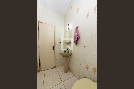 Casa para alugar com 200m², 3 quartos e 3 vagas Casa para alugar com 200m², 3 quartos e 3 vagasBanheiro Social