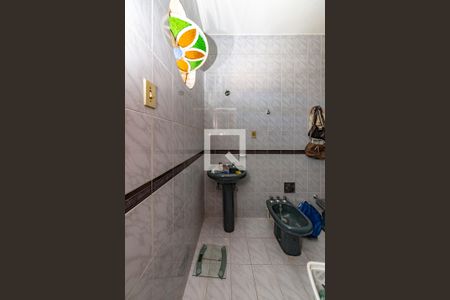 Casa para alugar com 200m², 3 quartos e 3 vagas Casa para alugar com 200m², 3 quartos e 3 vagasBanheiro da Suíte