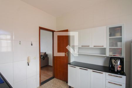 Apartamento à venda com 64m², 3 quartos e 2 vagasCozinha