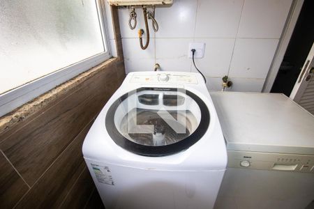 Apartamento à venda com 147m², 3 quartos e 3 vagas Apartamento à venda com 147m², 3 quartos e 3 vagasÁrea de Serviço