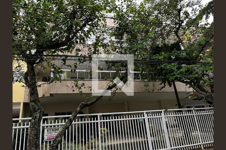 Apartamento à venda com 147m², 3 quartos e 3 vagas Apartamento à venda com 147m², 3 quartos e 3 vagasFachada