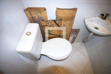 Apartamento à venda com 147m², 3 quartos e 3 vagas Apartamento à venda com 147m², 3 quartos e 3 vagasBanheiro serviço