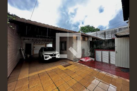 Casa para alugar com 189m², 3 quartos e 4 vagas Casa para alugar com 189m², 3 quartos e 4 vagasGaragem