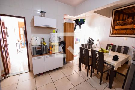 Apartamento à venda com 80m², 2 quartos e 1 vagaCozinha