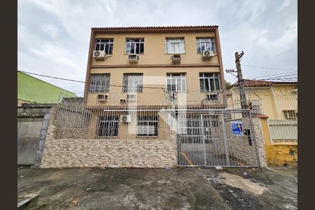 Apartamento à venda com 80m², 2 quartos e 1 vagaFachada