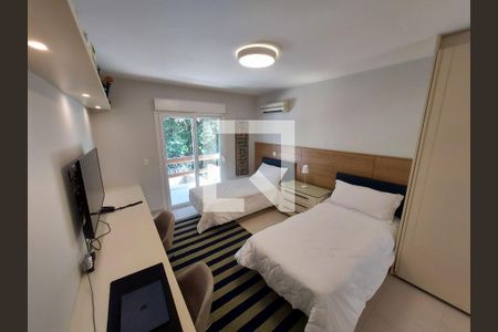 Casa à venda com 349m², 5 quartos e 4 vagasQuarto