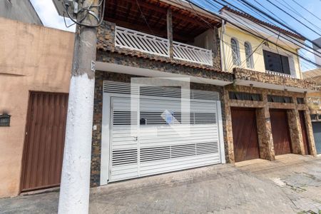 Casa para alugar com 510m², 6 quartos e 2 vagas Casa para alugar com 510m², 6 quartos e 2 vagasFachada