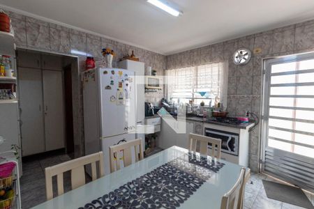 Casa para alugar com 510m², 6 quartos e 2 vagas Casa para alugar com 510m², 6 quartos e 2 vagasCozinha 2