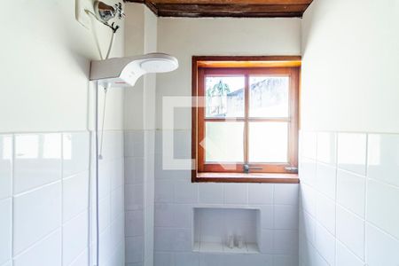 Casa à venda com 100m², 2 quartos e 1 vaga Casa à venda com 100m², 2 quartos e 1 vagaBanheiro Social