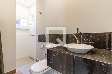 Casa à venda com 100m², 2 quartos e 1 vaga Casa à venda com 100m², 2 quartos e 1 vagaBanheiro da Suíte