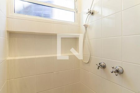 Casa à venda com 100m², 2 quartos e 1 vaga Casa à venda com 100m², 2 quartos e 1 vagaBanheiro da Suíte