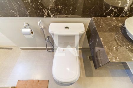 Casa à venda com 100m², 2 quartos e 1 vaga Casa à venda com 100m², 2 quartos e 1 vagaBanheiro da Suíte