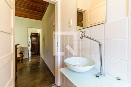 Casa à venda com 100m², 2 quartos e 1 vaga Casa à venda com 100m², 2 quartos e 1 vagaBanheiro Social