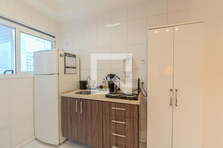 Apartamento à venda com 32m², 1 quarto e 1 vaga Apartamento à venda com 32m², 1 quarto e 1 vagaCozinha