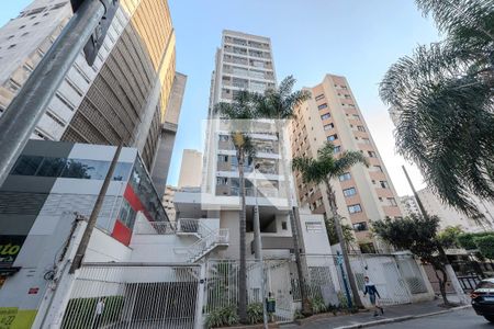 Apartamento à venda com 32m², 1 quarto e 1 vaga Apartamento à venda com 32m², 1 quarto e 1 vagaFachada