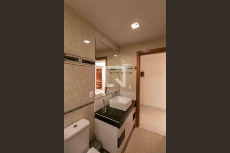 Casa à venda com 210m², 3 quartos e 4 vagasBanheiro Social