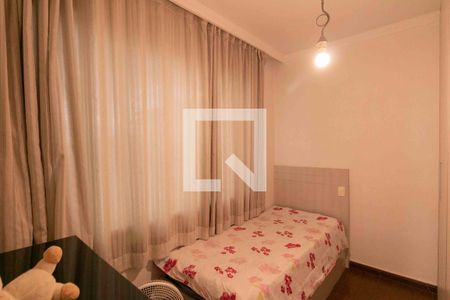 Casa à venda com 210m², 3 quartos e 4 vagasQuarto 2