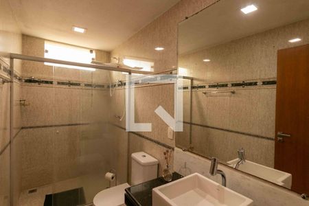 Casa à venda com 210m², 3 quartos e 4 vagasBanheiro Social