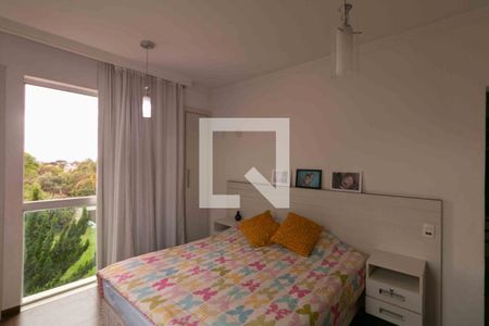 Casa à venda com 210m², 3 quartos e 4 vagasSuíte