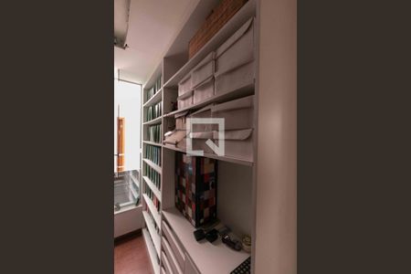 Casa à venda com 210m², 3 quartos e 4 vagasCloset