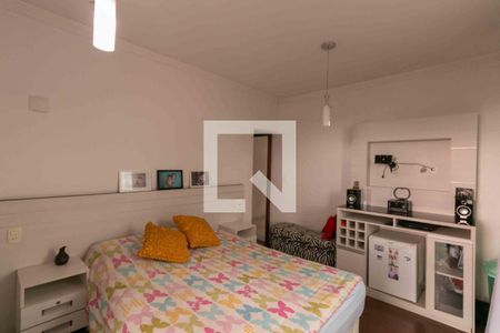 Casa à venda com 210m², 3 quartos e 4 vagasSuíte