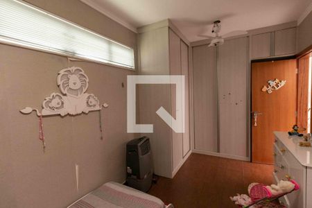 Casa à venda com 210m², 3 quartos e 4 vagasQuarto 1