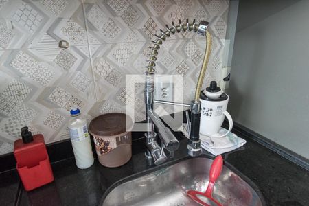 Apartamento à venda com 48m², 2 quartos e 1 vagaCozinha - Torneira
