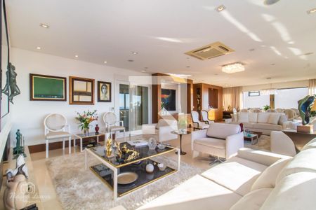 Apartamento à venda com 3 quartos, 705m² em Bela Vista, Porto Alegre