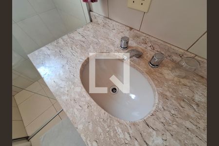 Apartamento à venda com 210m², 3 quartos e 3 vagasBanheiro Quarto 1