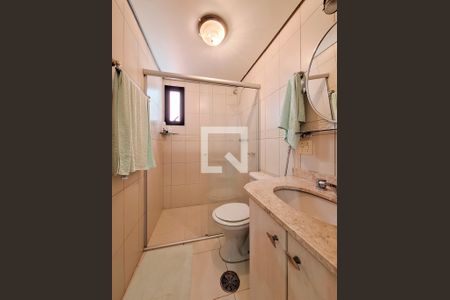 Apartamento à venda com 210m², 3 quartos e 3 vagasBanheiro Quarto 2