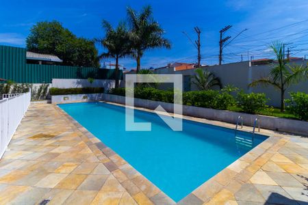 Apartamento à venda com 85m², 3 quartos e 2 vagas Apartamento à venda com 85m², 3 quartos e 2 vagasÁrea comum - Piscina