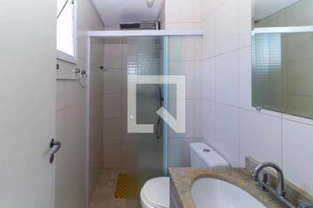 Apartamento à venda com 85m², 3 quartos e 2 vagas Apartamento à venda com 85m², 3 quartos e 2 vagasBanheiro da Suíte