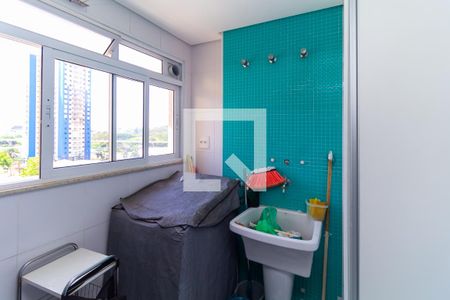 Apartamento à venda com 85m², 3 quartos e 2 vagas Apartamento à venda com 85m², 3 quartos e 2 vagasÁrea de Serviço
