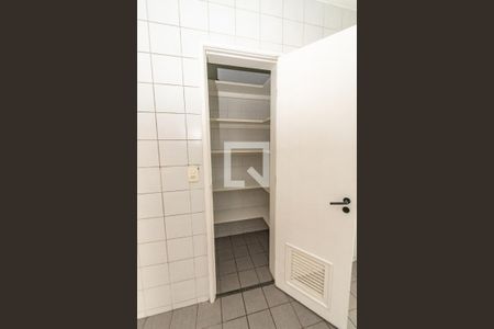 Apartamento à venda com 105m², 3 quartos e 2 vagasDespensa