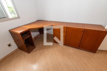 Apartamento à venda com 105m², 3 quartos e 2 vagasQuarto 2