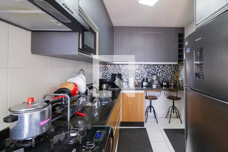 Apartamento à venda com 52m², 2 quartos e 1 vagaCozinha e área de serviço