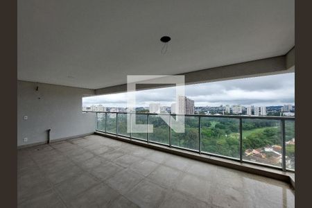 Apartamento à venda com 155m², 3 quartos e 4 vagasVaranda