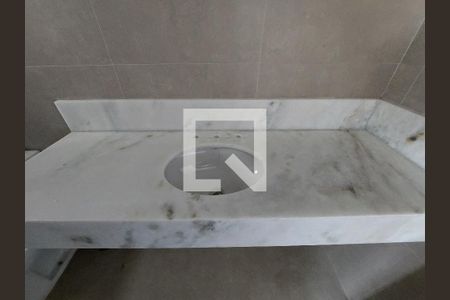 Apartamento à venda com 155m², 3 quartos e 4 vagasBanheiro 1