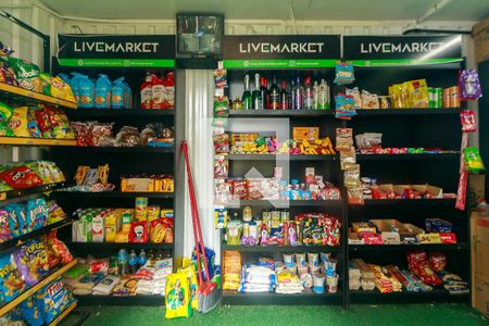 Apartamento à venda com 43m², 2 quartos e 1 vaga Apartamento à venda com 43m², 2 quartos e 1 vagaMini Mercado