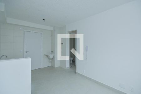 Sala/Cozinha de apartamento à venda com 2 quartos, 32m² em Socorro, São Paulo